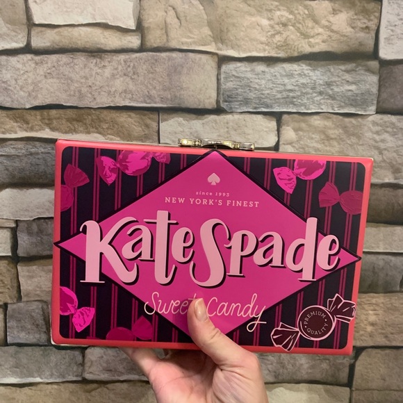 Kate Spade leather L.Edition snap buckle leather clutch - Picture 1 of 16